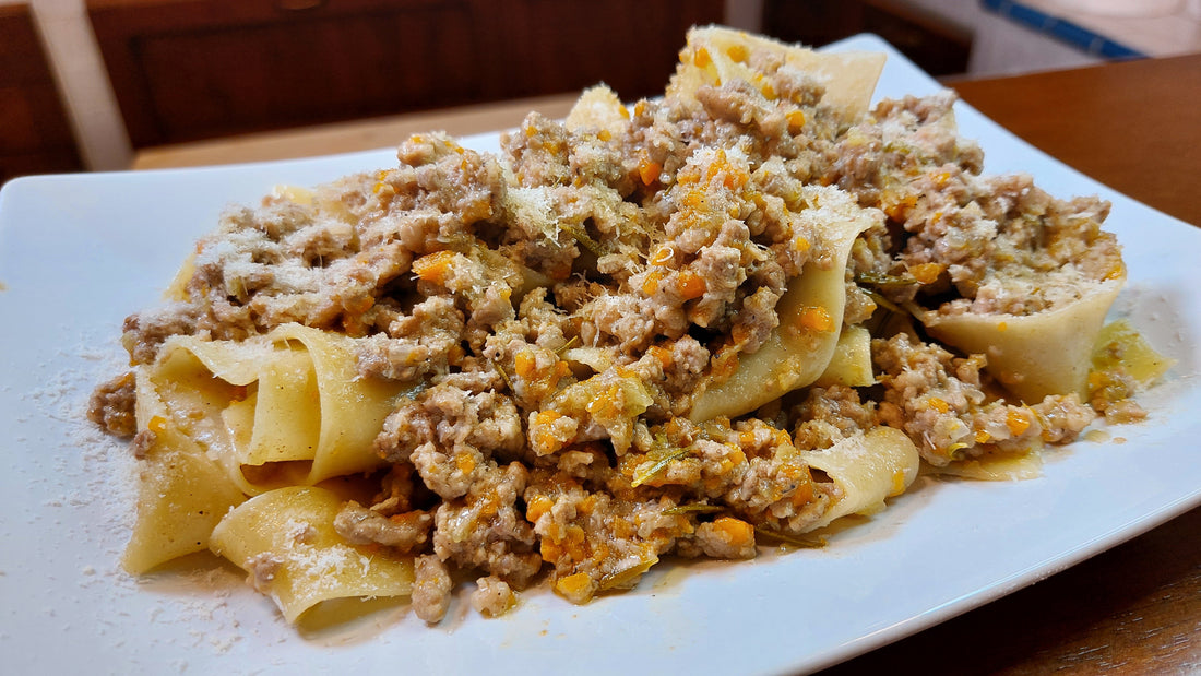 Pappardelle con Boloñesa (Ragú) en Blanco