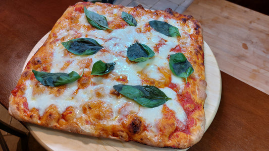 Pizza en Bandeja Alta Hidratación_Panaderías Italianas